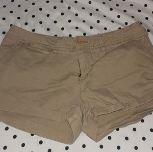 Khaki short shorts